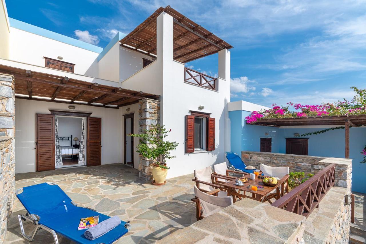 פיניקאס Reggina'S Apartments מראה חיצוני תמונה